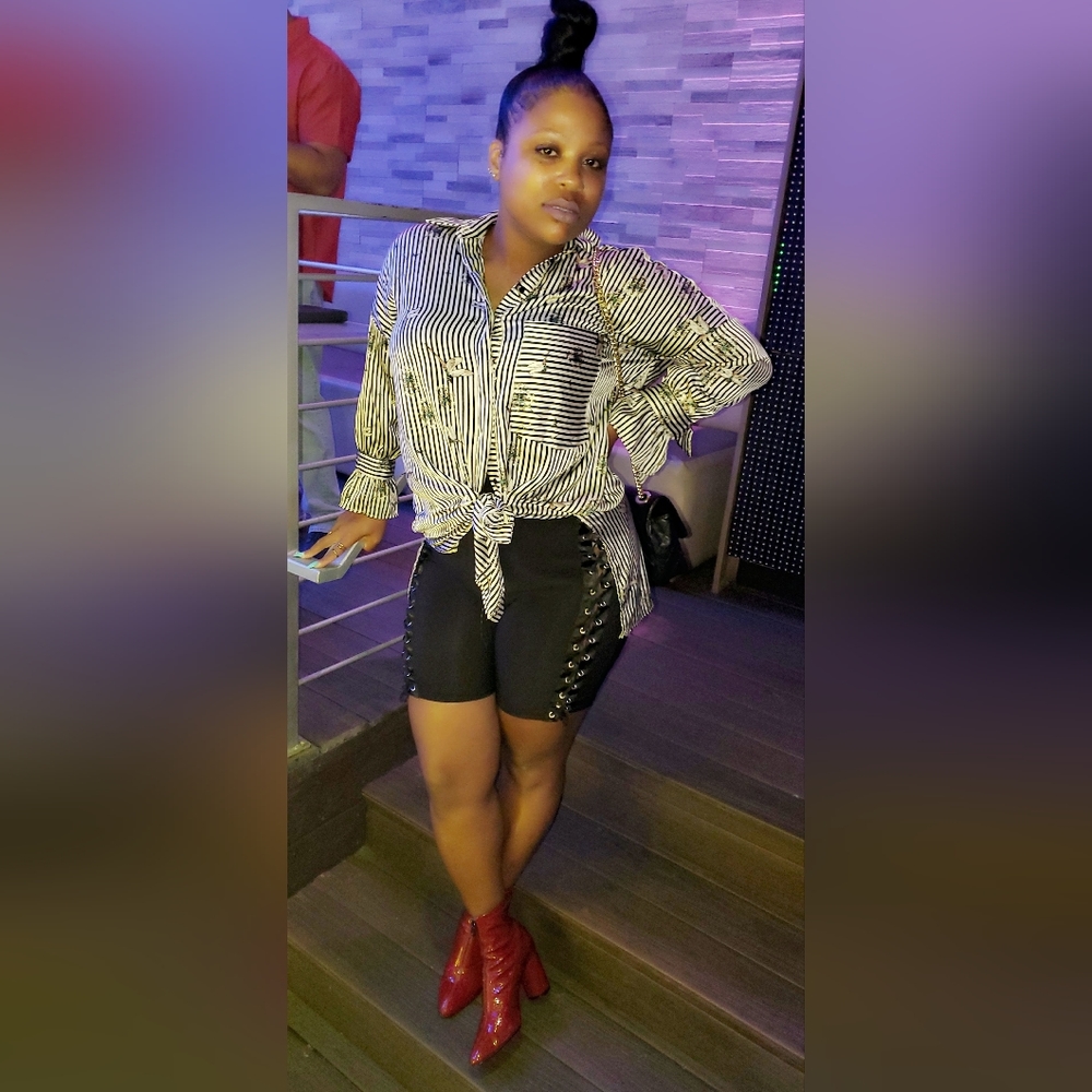 Top - Picture 3 of 3